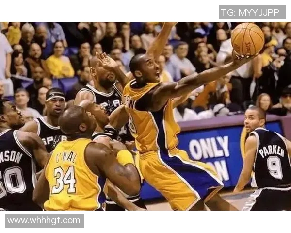 科比与太阳队的经典对决瞬间回顾，重温传奇球星的辉煌时刻